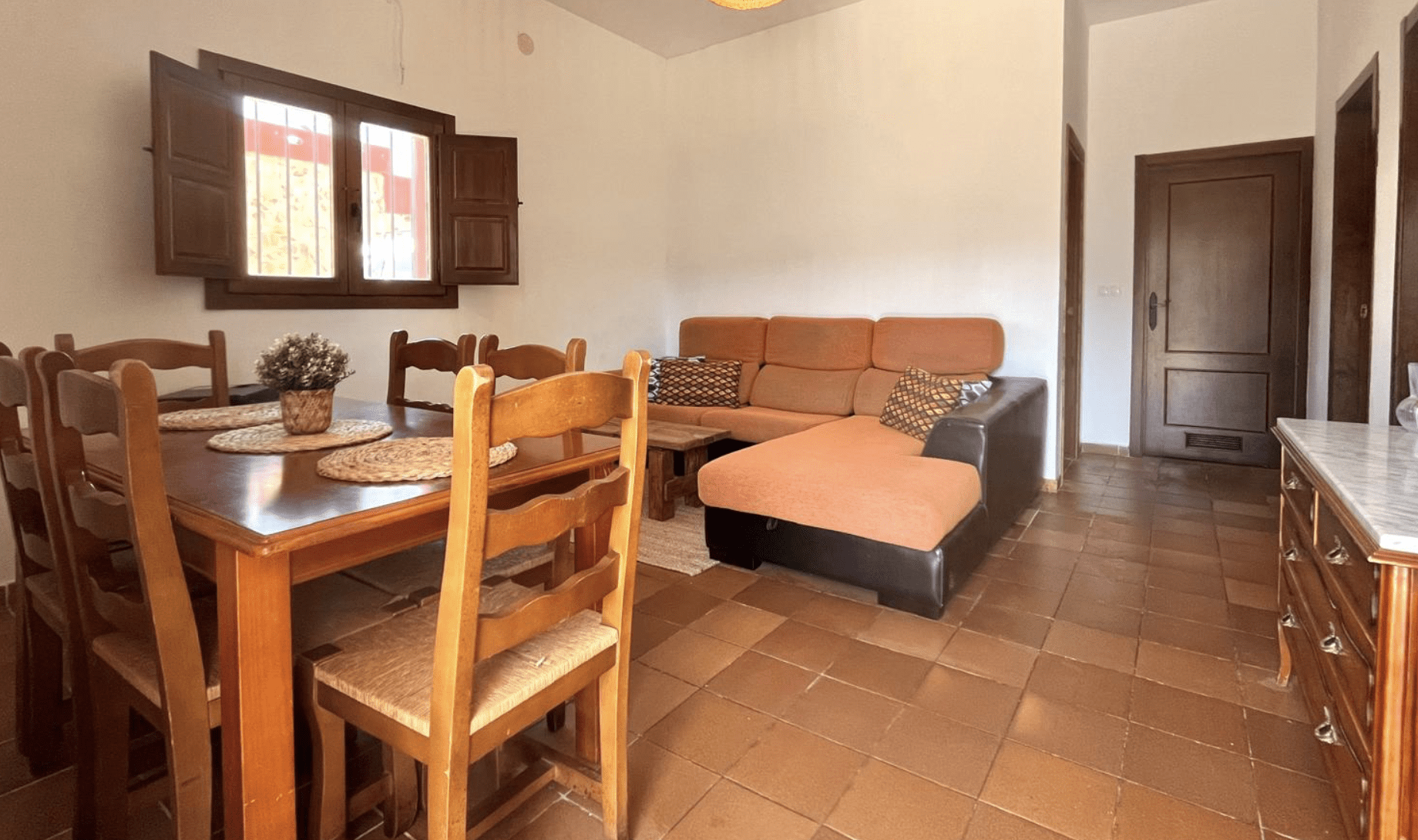 alojamiento en casa rural camping almócita